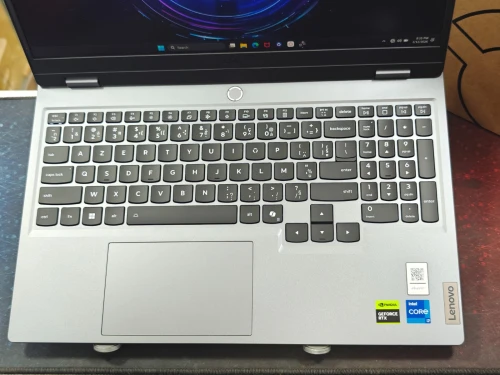 LENOVO LOQ 15IRX10 INTEL CORE I7 13650HX 16GB 512GV SSD NVME 15,6 FULLHD IPS 144Hz RTX 5060 8GB