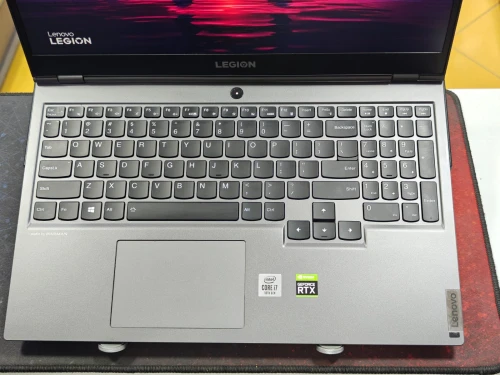 LENOVO LÉGION Y7000 INTEL CORE I7 10850H 16GB 512GB SSD RTX 2060 6GB 15,6 FULLHD IPS 144Hz