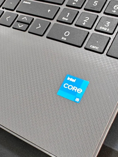 HP 250 G8 INTEL CORE I5 1135G7 16GB 256GB SSD NVME 15,6 FULLHD INTEL IRIS XE