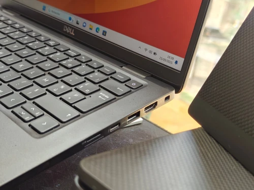 DELL LATITUDE 7320 I5 1145G7 VPRO 16GB 256GB SSD 13,3 FULLHD AZERTY LUMINEUX 