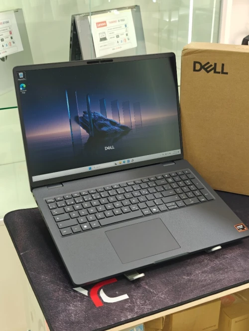 DELL PRO 16 AMD RYZEN 5 PRO 230 32GB 512GB SSD NVME 16,1 FULLHD+ AMD RADEON 760M NEUF SOUS EMBALLAGE