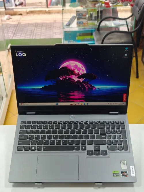LENOVO LOQ 15 RYZEN 5 7235HS 24 GB 512GB RTX 3050 6GB 15,6 FHD 144HZ