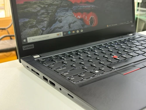 LENOVO THINKPAD T495s RYZEN 5 PRO 3500U 8GB 256GB SSD 14,1 FHD