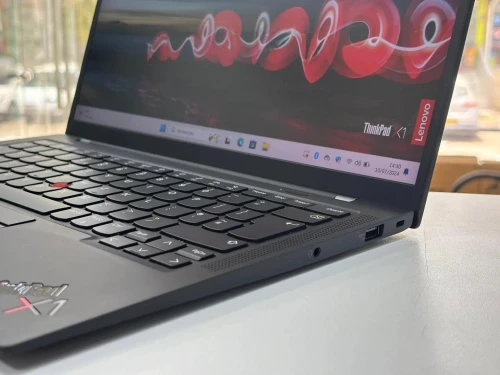 LENOVO THINKPAD X1 CARBON GEN 9 14,1 POUCES FHD+ TACTILE I5 1135G7 16GB 256GB SSD 