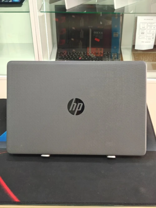 HP 250 G8 INTEL CORE I5 1135G7 16GB 256GB SSD NVME 15,6 FULLHD INTEL IRIS XE