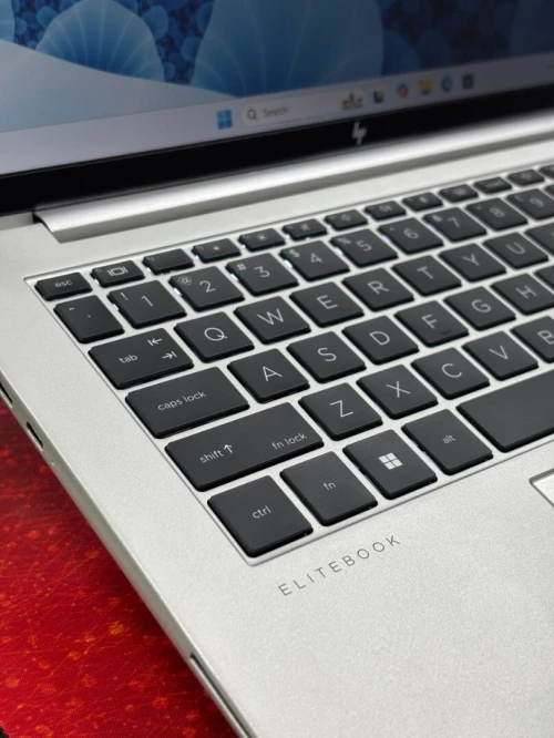 HP ELITEBOOK 845 G9 RYZEN 7 PRO 6850U 16GB 256GB SSD 14,1 FHD+ 