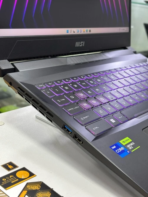 MSI PULSE 15 B13V I7 13700H 16GB 1TB SSD RTX 4060 15,6 2.5K 165Hz