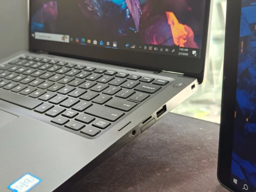 DELL LATITUDE 5300 2-IN-1 INTEL CORE I5 8365U 8GB 256GB SSD 13,3 FULLHD TACTILE X360