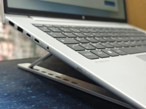 HP PROBOOK 4 G1AH AMD RYZEN 5 220 16GB 512GB SSD 14,1 FULLHD AMD RADEON 740M NEUF SOUS EMBALLAGE