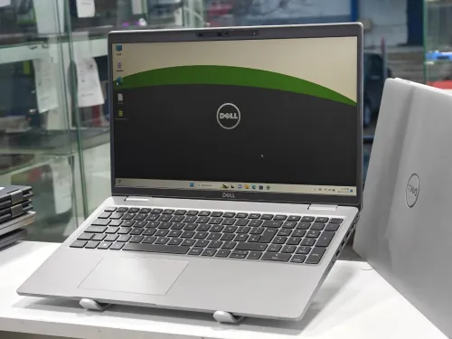 DELL LATITUDE 5520 I5 1145G7 16GB 512GB SSD INTEL IRIS Xe 15,6 FHD 
