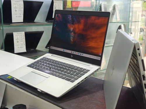 HP ELITEBOOK 745 G6 RYZEN 7 PRO 3700U 16GB 256GB SSD 14,1 FULLHD RX VEGA 10 2GB 