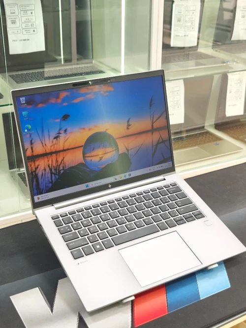 HP ZBOOK FIREFLY G10 INTEL CORE I7 1370P 16GB 512GB SSD NVME 14,1 FULLHD+