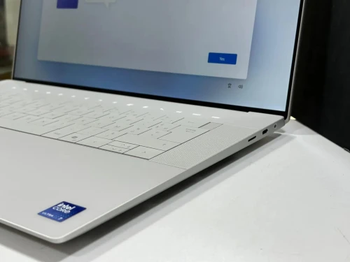 DELL XPS 16 9640 INTEL 7 ULTRA 16GB 1TB SSD NEUF sous emballage jamais utilisé 