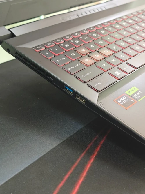 MSI KATANA A15 AMD RYZEN 7 8845HS 16GB 512GB SSD NVME 15,6 QHD 165HZ NVIDIA RTX 4060 8GB