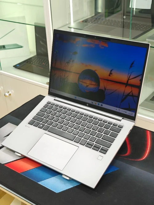 HP ZBOOK FIREFLY G10 INTEL CORE I7 1370P 16GB 512GB SSD NVME 14,1 FULLHD+