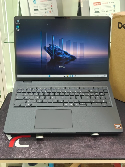 DELL PRO 16 AMD RYZEN 5 PRO 230 32GB 512GB SSD NVME 16,1 FULLHD+ AMD RADEON 760M NEUF SOUS EMBALLAGE