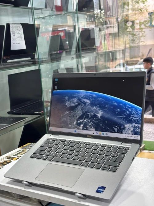 DELL LATITUDE 5440 I5 1345U VPRO 16GB 256GB SSD INTEL IRIS Xe QWERTY 14,1 FHD