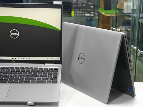 DELL LATITUDE 5520 I5 1145G7 16GB 512GB SSD INTEL IRIS Xe 15,6 FHD 