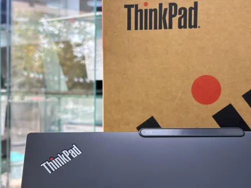 LENOVO THINKPAD X13 GEN 4 RYZEN 5 PRO 7540U 16GB 256GB SSD NEUF SOUS EMBALLAGE JAMAIS UTILISÉ 