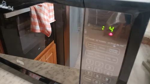 Micro-onde IRIS Mister Chef 30L digital noir IR-MO30EL