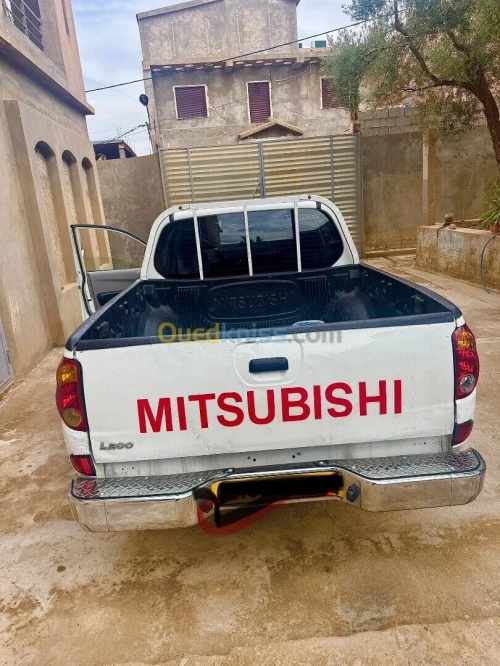 Mitsubishi L200 2013 Doube cabine Evolution
