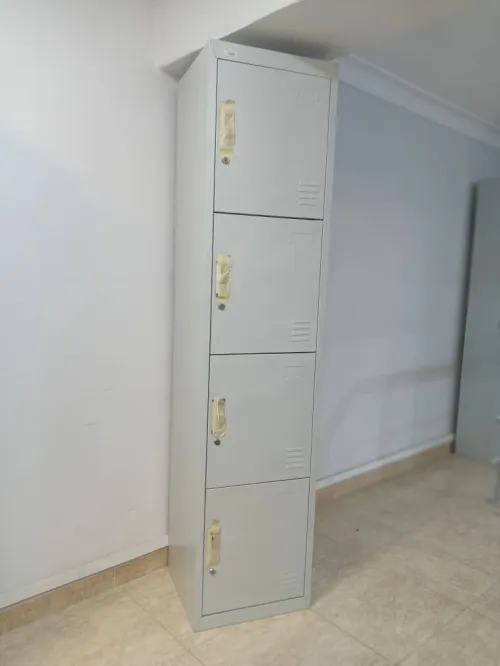 vestiaire métallique bonne qualité (tout les modèles sont disponible)