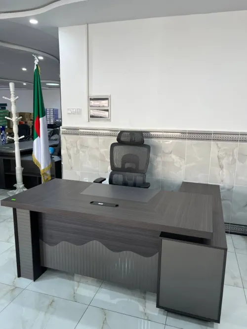 Bureau VIP importation 3pcs (Bureau 1.80M + retour + armoire)