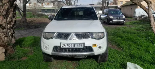 Mitsubishi L200 2015 Doube cabine Evolution