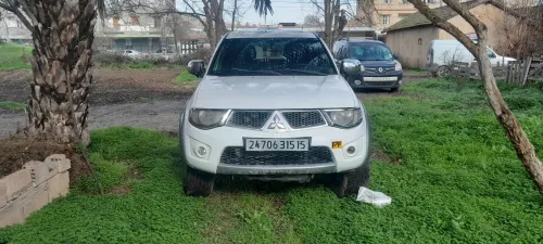 Mitsubishi L200 2015 Doube cabine Evolution