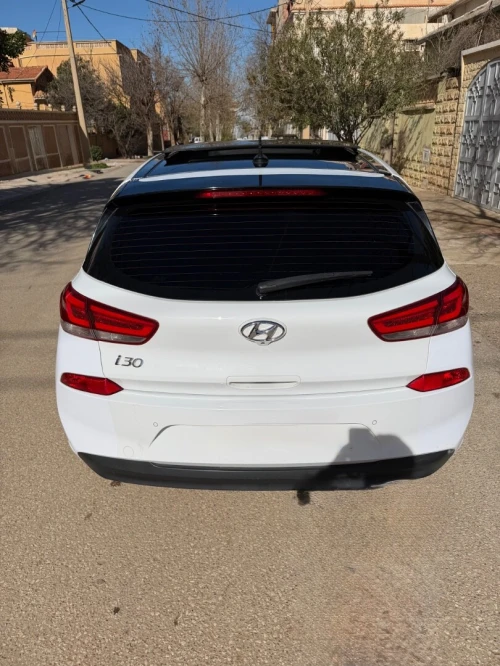 Hyundai i30 2019 Toute options