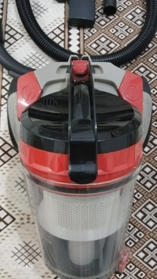 Aspirateur crown très puissant