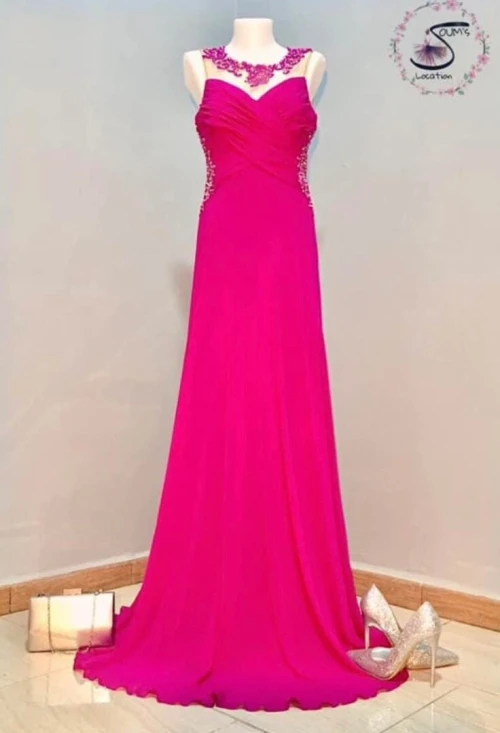 6 robes de soirée en très bon état à vendre
