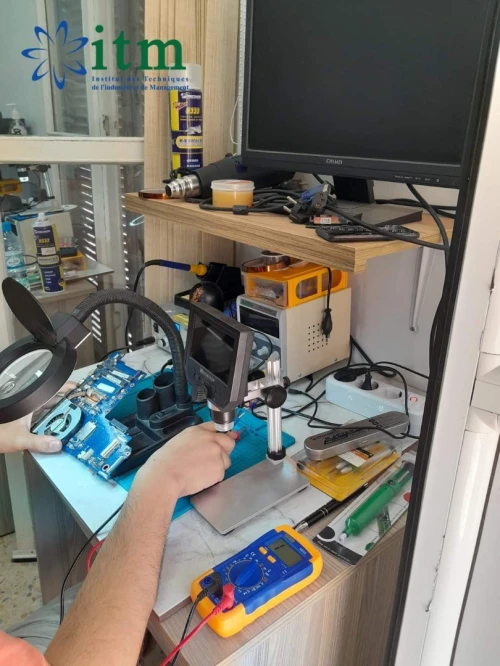 Formation Réparation et Maintenance LAPTOP  Niveau 2 (Laptop + chargeur Spécial carte mère Hard)