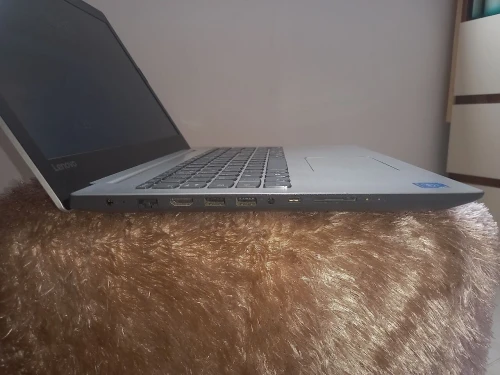 Lenovo ideapad 330 celeron 3867u 4 RAM 256 SSD