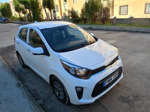 Kia Picanto 2023 Dream team