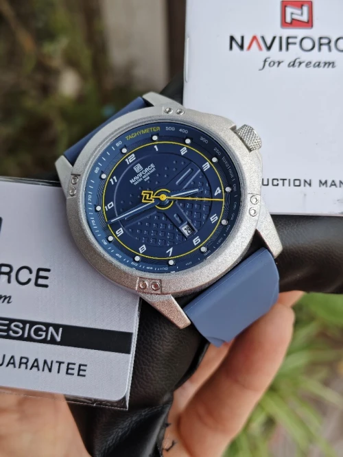 Montre Naviforce original neuf