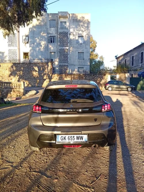 Peugeot 208 2022 Like
