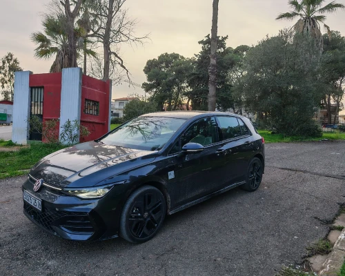 VW Golf 8 2025 R-line
