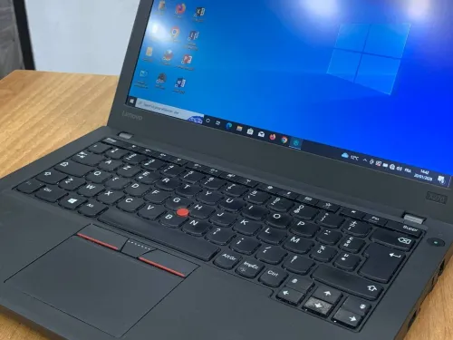 LENOVO THINKPAD X 270 / I5 6EME / 8G / 256 SSD /12 batterie double capacité