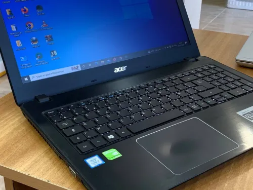 ACER ASPIRE F15 / INTEL I5 7 EME / 8 G / 256 / 15.6 FHD GTX 940 SEMI GAMER