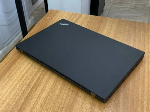 LENOVO THINKPAD X 270 / I5 6EME / 8G / 256 SSD /12 batterie double capacité