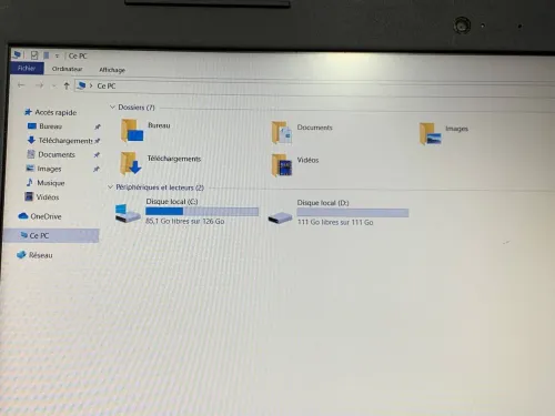 DELL INSPIRON 3585 /RAYZEN 5 2500 / 8 G / 256 NVME / 15.6 FHD