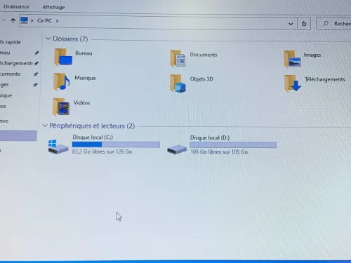 ACER ASPIRE F15 / INTEL I5 7 EME / 8 G / 256 / 15.6 FHD GTX 940 SEMI GAMER