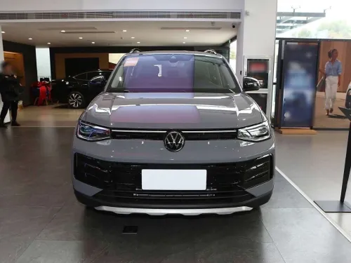 Volkswagen THARU 2025 XR