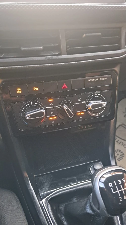 Volkswagen T-Roc 2022 Life