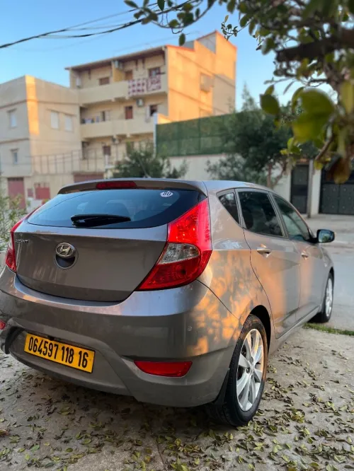 Hyundai Accent RB  4 portes 2018 Préstige