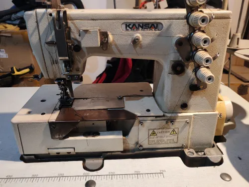 Machine a coudre industrielle
