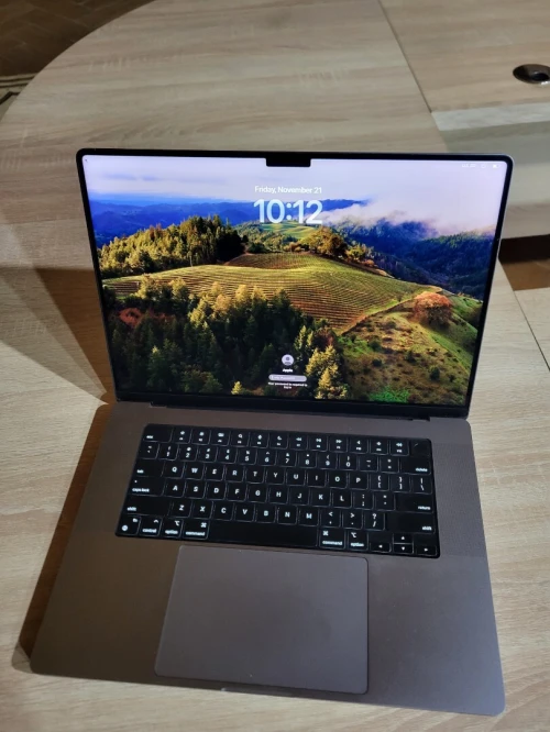 Mac pro m2 32GB 16 inch 1 TB