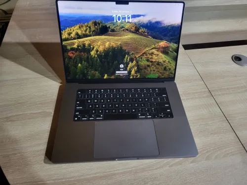 Mac pro m2 32GB 16 inch 1 TB