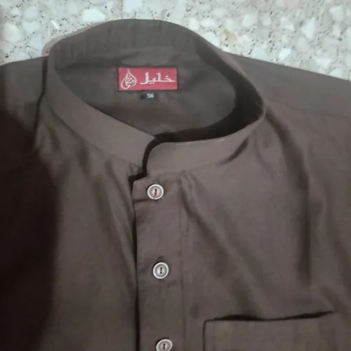 أقمصة (قميص) شبه جديدة